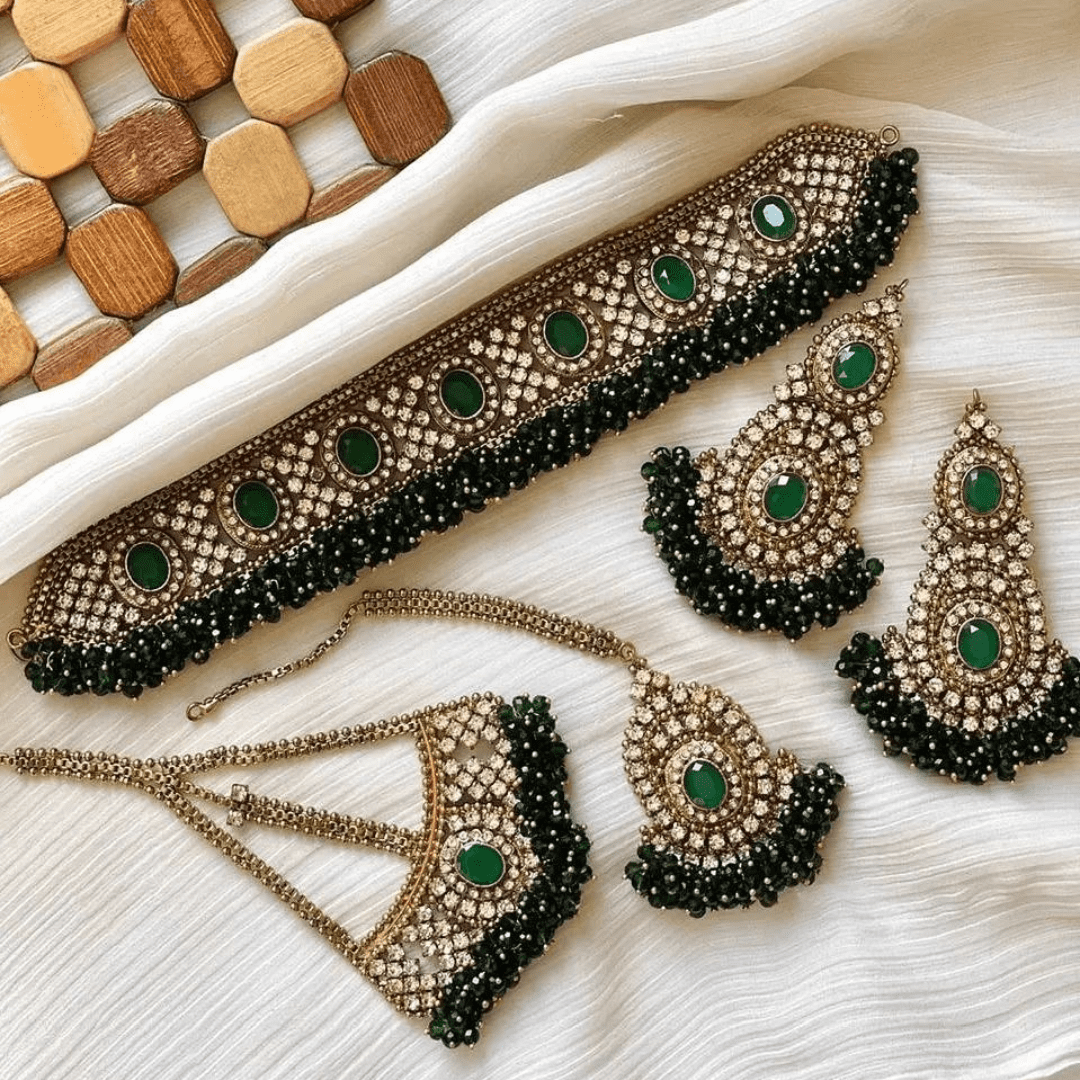 Asian Bridal 4 Piece Gold & Green Gajri Choker Necklace Kundan Jewellery Set