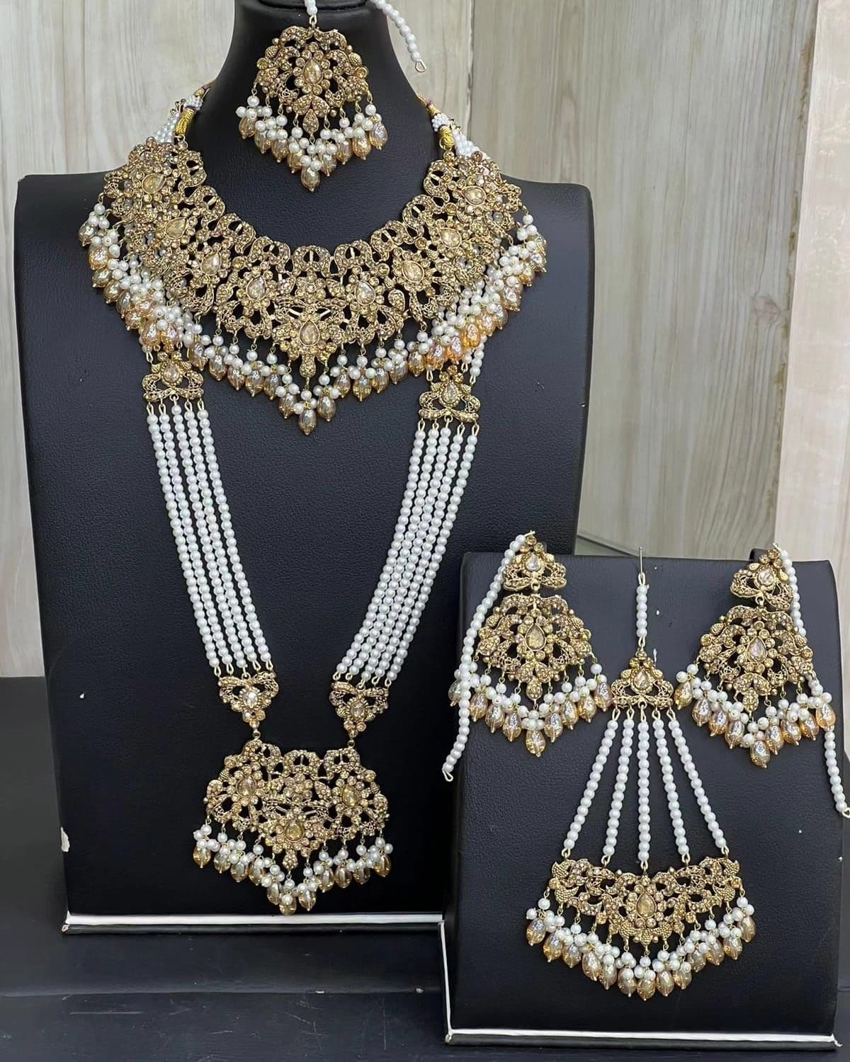 Gold & Peach Kundan Necklace Jewellery Set with Mala