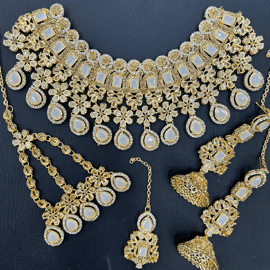 Gold & White Kundan Necklace Jewellery Set