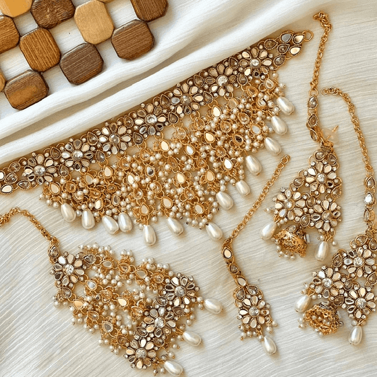 Ivory & Gold Kundan Necklace Jewellery Set